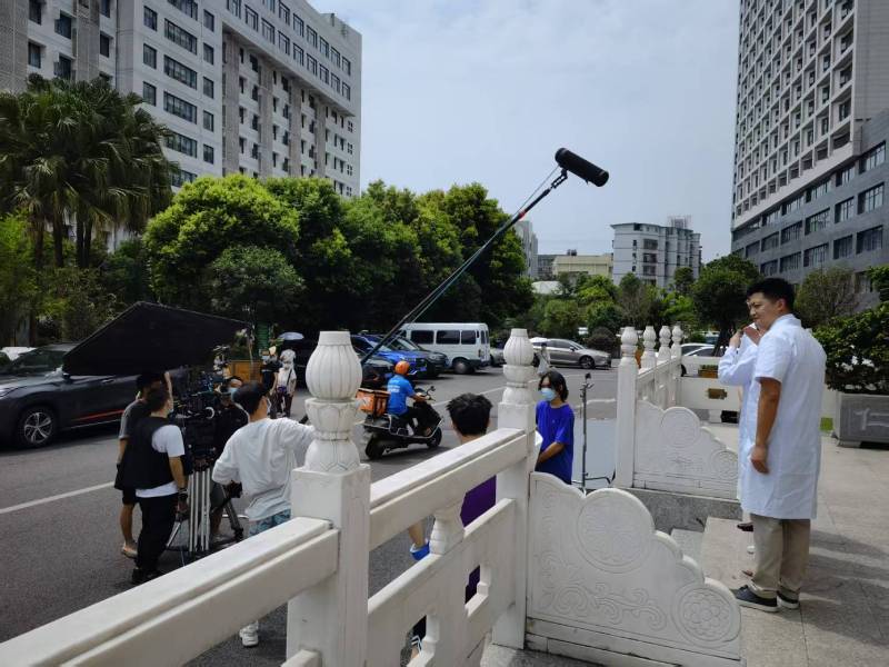 安岳县广告片拍摄公司低成本实现高规格制作的诀窍